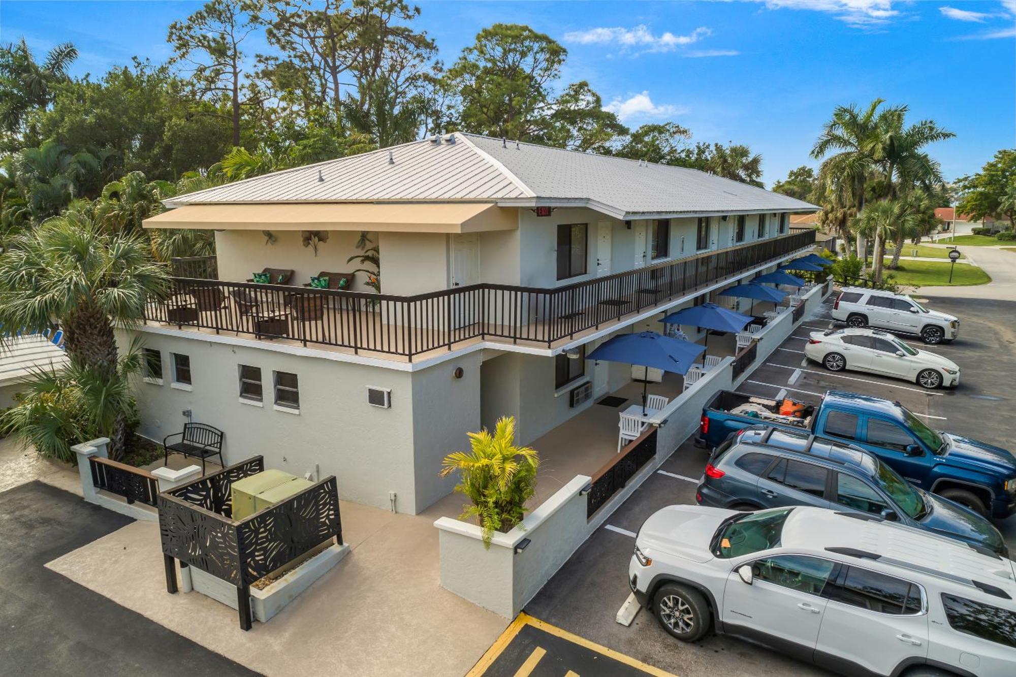 더 페어웨이스 인 오브 네이플스 North North Naples 외부 사진